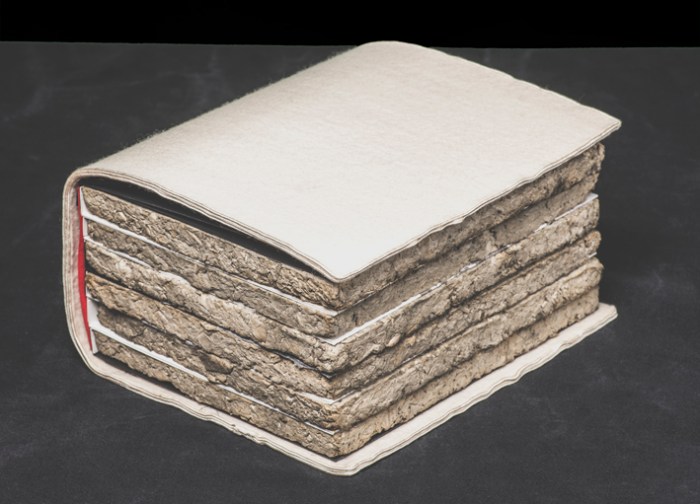 LA GUERRE ET LA PAIX